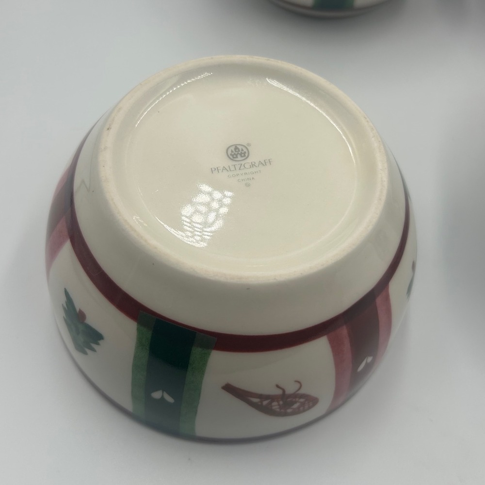 Pfaltzgraff Snow Bear Christmas Holiday Dinnerware Set 12pc Plates and Bowls - Picture 6 of 9